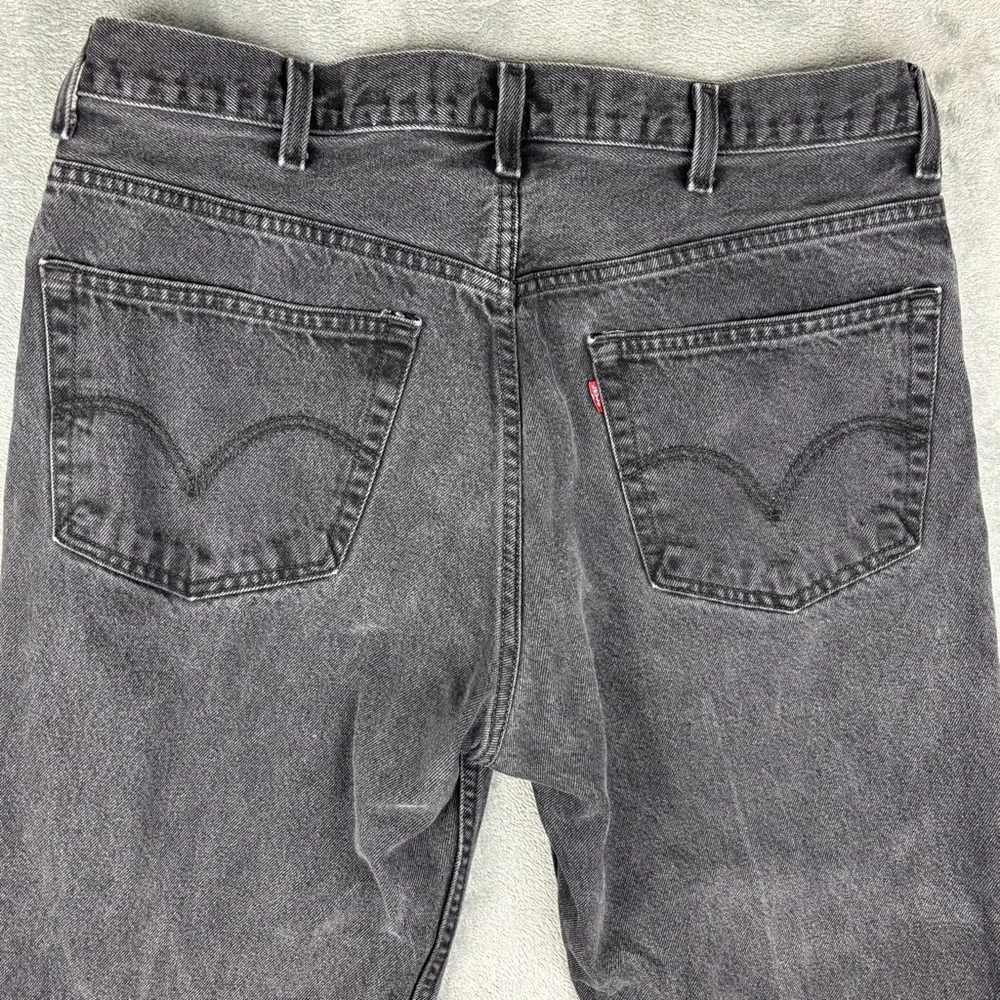 Levi's 550 Jeans Mens 38X32‎ Black Relaxed Fit Straight Distressed (Fit 38x30)